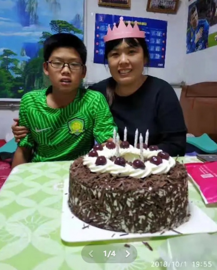 郭嘉璇母親曬照悼念兒子：璇兒生日快樂(lè)，希望天堂幸福